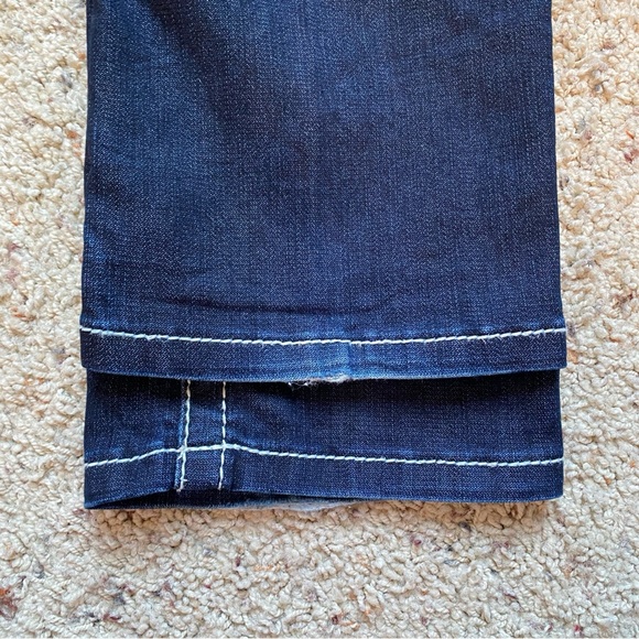 Daytrip Jeans - Picture 8 of 8